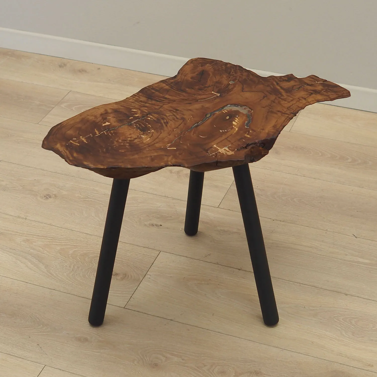 Stolik drewniany, skandynawski design, lata 90.